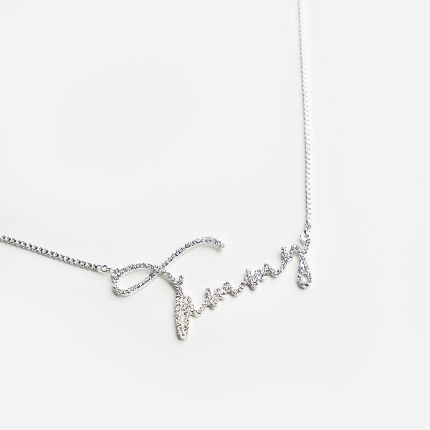 CRYSTAL NECKLACE - Cloudbox Gifting