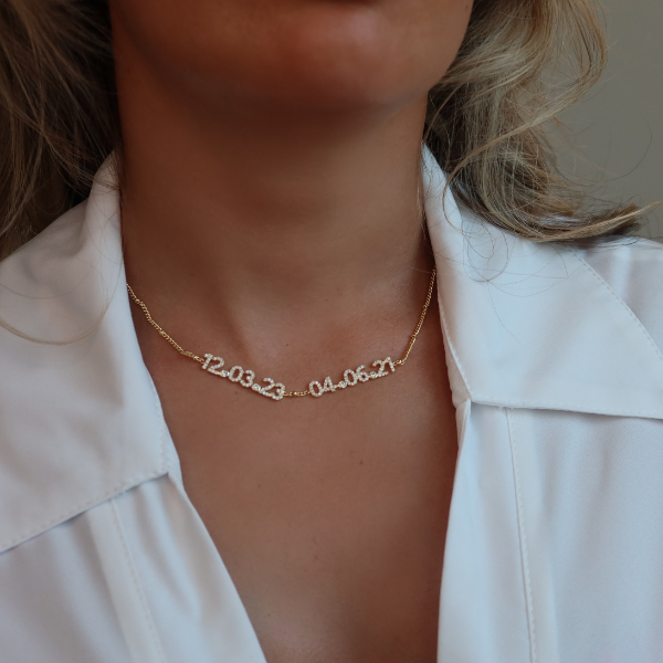 DOUBLE DATE NECKLACE