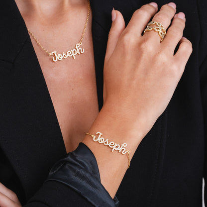 SCRIPT NECKLACE