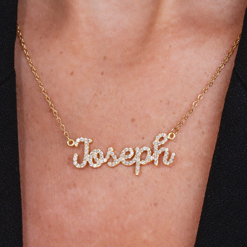 SCRIPT NECKLACE