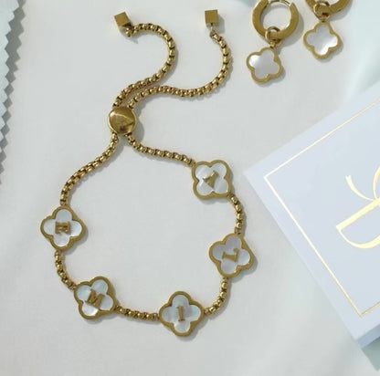 CLOVER PEARL BRACELET (gold)